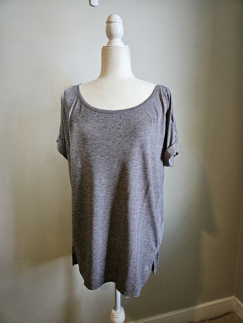 Gap Fit Short Sleeve Activewear Top Medium Charcoal Grey